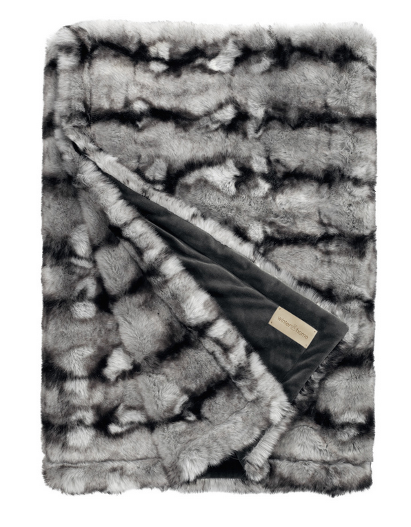 Winter Creation, Plaid Blackchinilla