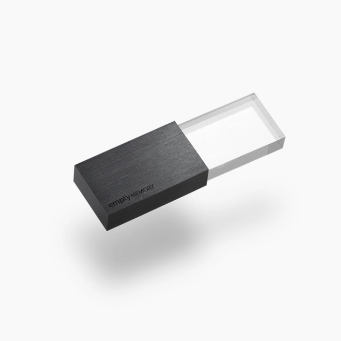 Beyond, Memory Transparent 16Gb